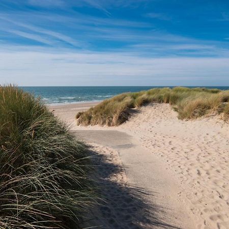 Sunny Studio - Only 5-Min Walk To Sea & Dunes Wijk Aan Zee Buitenkant foto